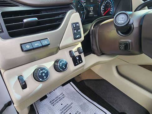 Used 2019 GMC Yukon XL Denali w/ Denali Ultimate Package image 23