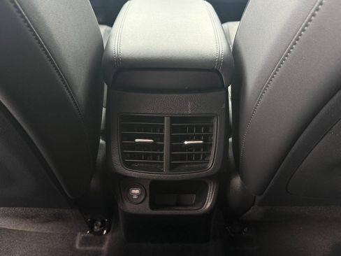 Used 2023 Kia Seltos SX image 28