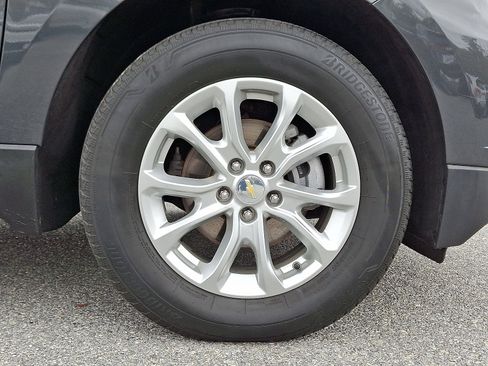 Used 2021 Chevrolet Equinox LS image 8