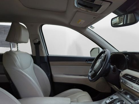 Used 2021 Hyundai Palisade SEL w/ Premium Package image 13