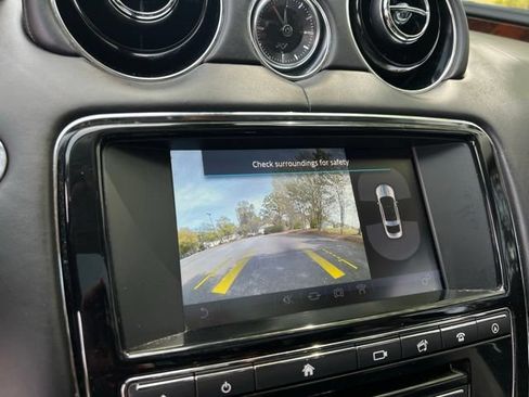 Used 2017 Jaguar XJ L Portfolio AWD/4WD image 41