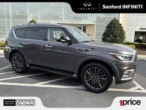Used 2024 INFINITI QX80 Premium Select image 1