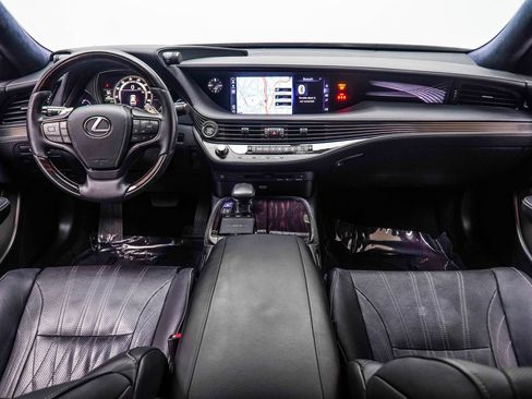 Used 2018 Lexus LS 500 w/ Interior Upgrade Package RWD image 5