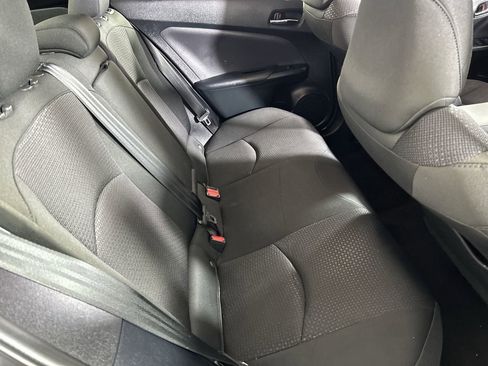 Used 2021 Toyota Prius LE image 25