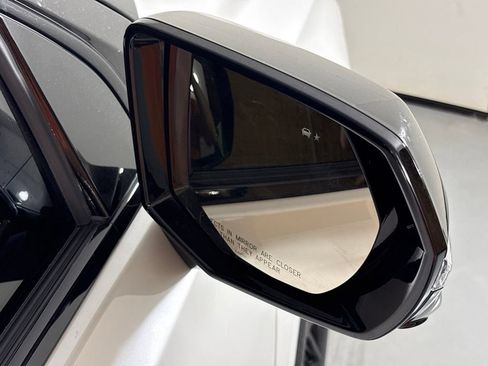 Used 2021 Chevrolet Tahoe High Country RWD image 16