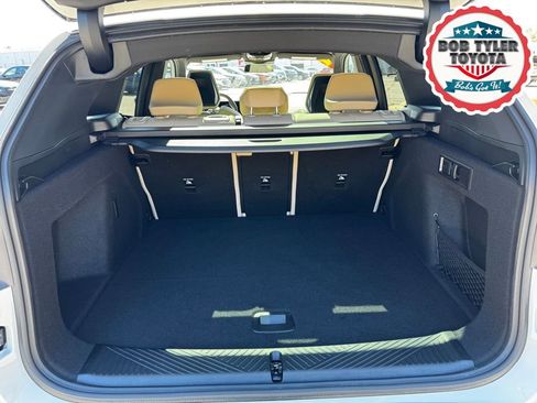 Used 2025 BMW X3 xDrive30i image 9