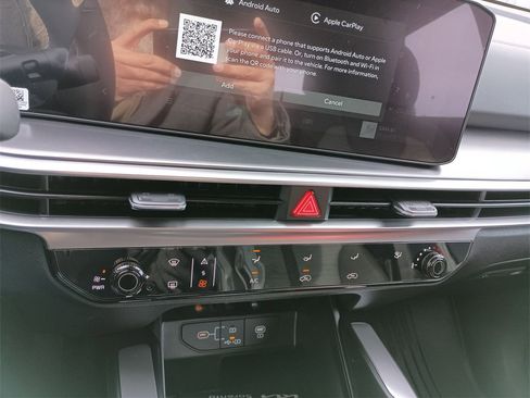 New 2026 Kia Sorento LX image 25