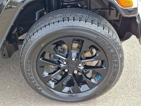 Used 2023 Jeep Wrangler Sahara 4xe w/ Cold Weather Group image 9