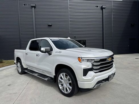 Used 2023 Chevrolet Silverado 1500 High Country image 9