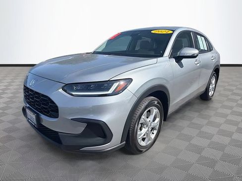 Used 2024 Honda HR-V LX image 3