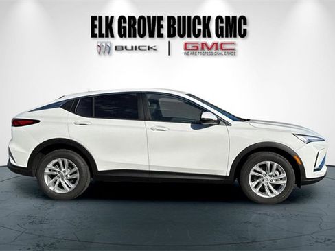 New 2026 Buick Envista Preferred image 3