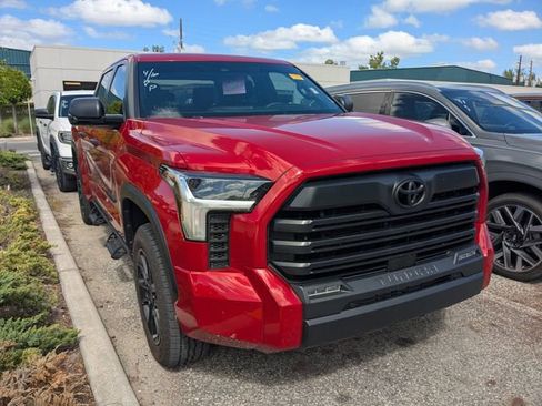 Used 2025 Toyota Tundra SR5 w/ SR5 Convenience Package image 1