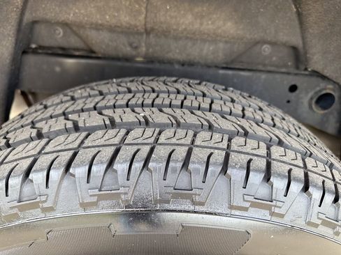 Used 2023 Chevrolet Colorado LT image 31