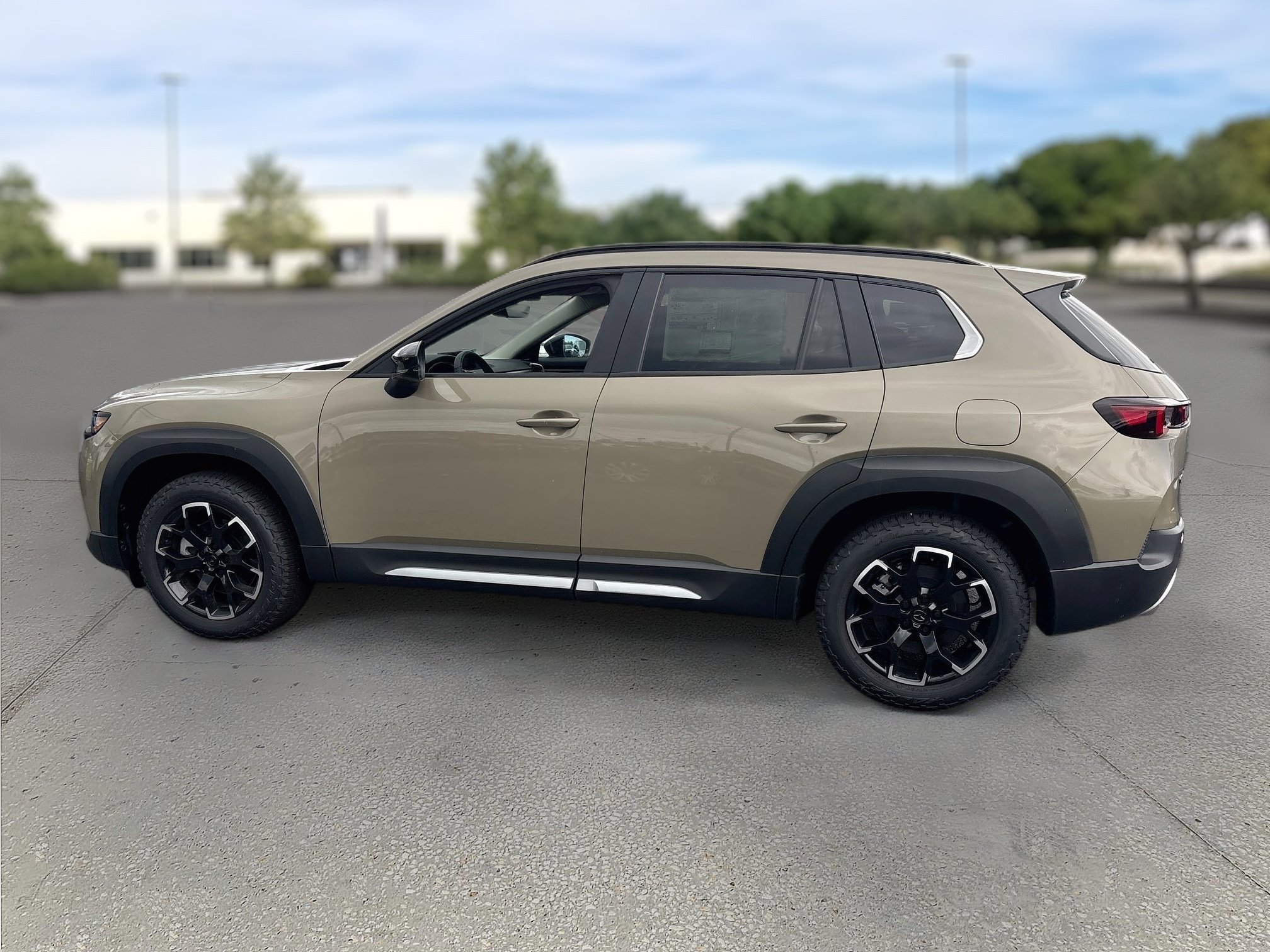 Used 2026 MAZDA CX-50 Meridian Edition w/ Weather Package AWD/4WD image 5