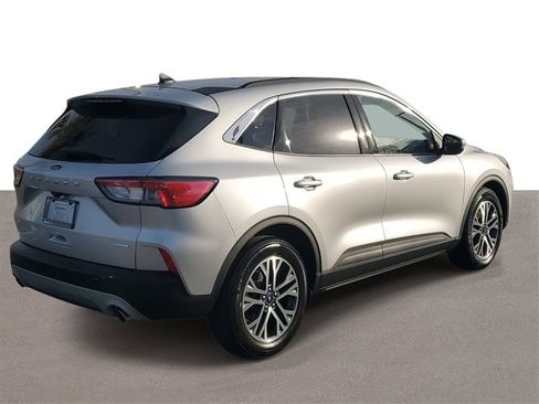 Used 2020 Ford Escape SEL image 4