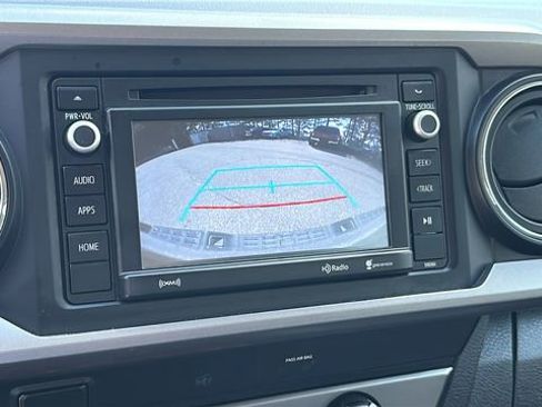 Used 2019 Toyota Tacoma SR5 image 30