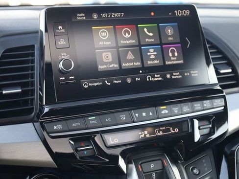 New 2026 Honda Odyssey Touring image 22
