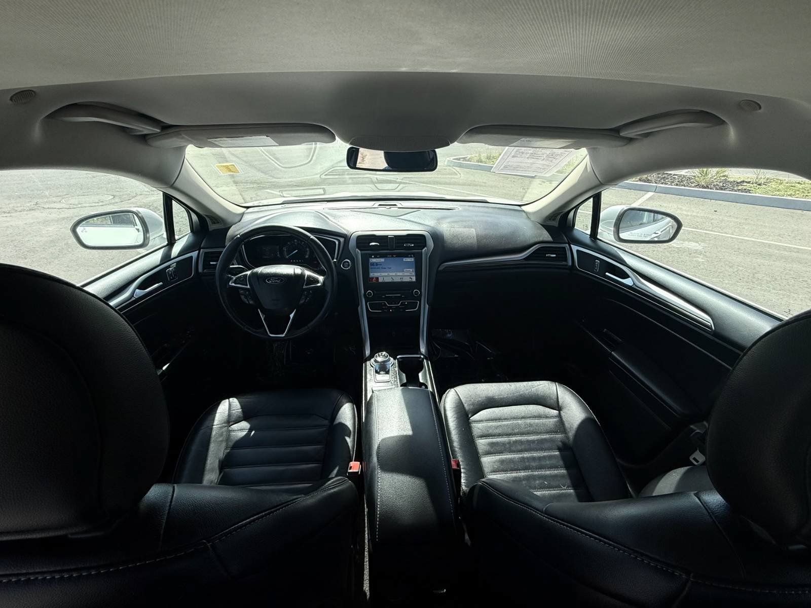 Used 2018 Ford Fusion SE w/ Equipment Group 602A FWD image 19