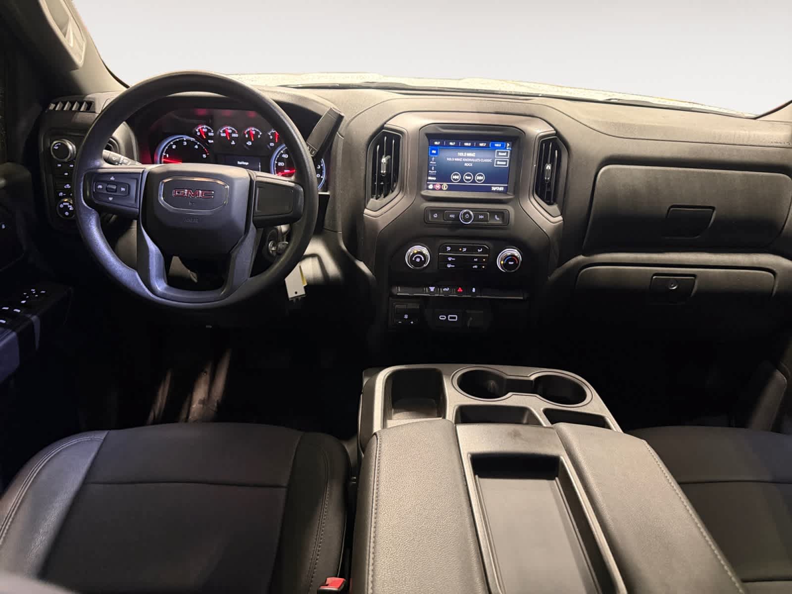 Used 2022 GMC Sierra 3500 Pro w/ Gooseneck/5TH Wheel Package AWD/4WD image 11
