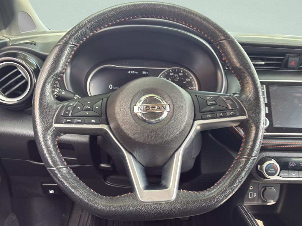 Used 2020 Nissan Kicks SR FWD image 22