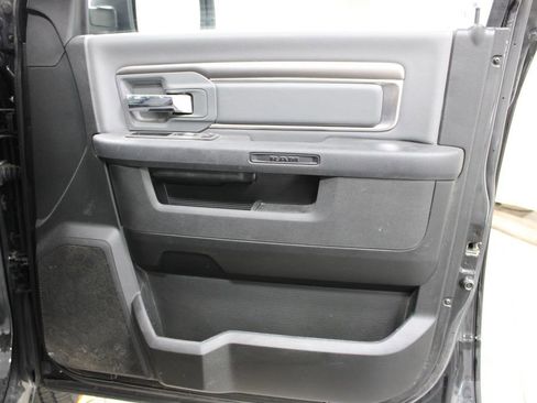 Used 2024 RAM 1500 Classic SLT image 32