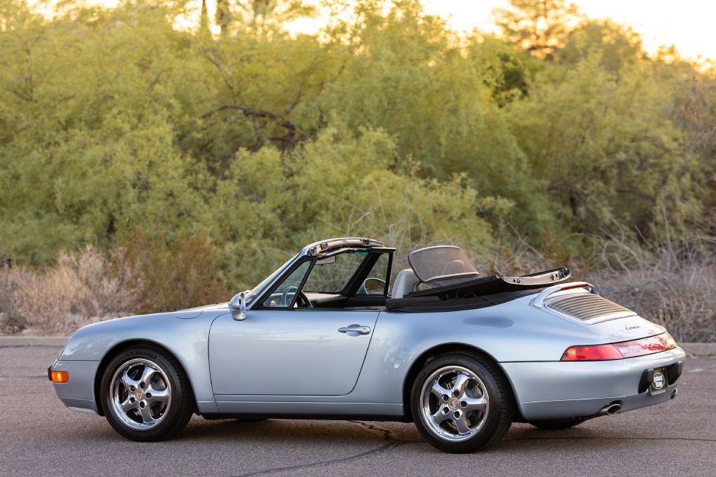 Used 1995 Porsche 911 Cabriolet image 13