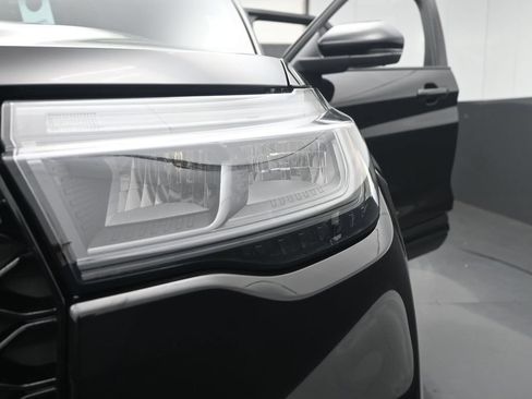 Used 2026 Ford Explorer ST AWD/4WD image 28