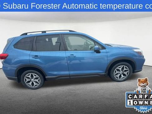 Used 2019 Subaru Forester Premium image 10