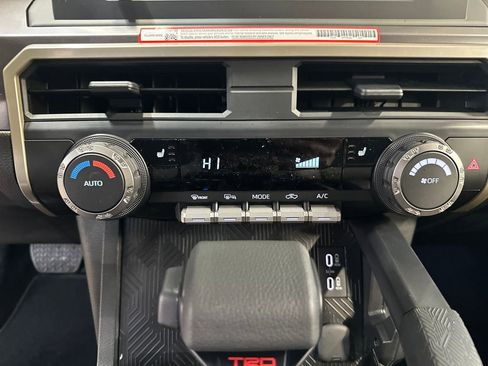 New 2026 Toyota Tacoma TRD Off-Road AWD/4WD image 22