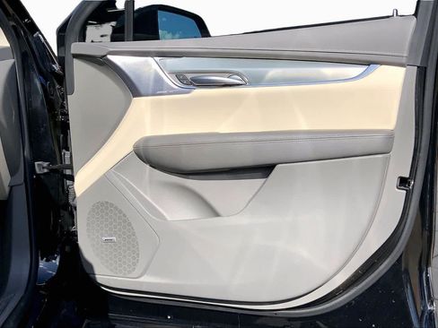 Used 2023 Cadillac XT5 Premium Luxury FWD image 23