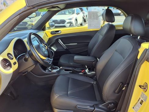 Used 2014 Volkswagen Beetle 2.5 image 22
