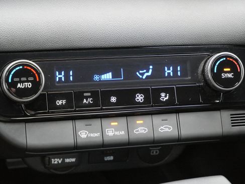 Certified 2025 Hyundai Elantra Sport image 24