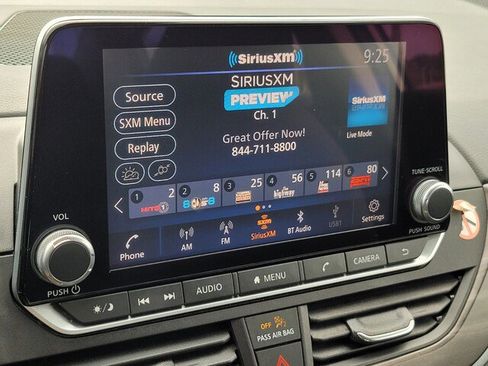 Used 2024 Nissan Altima 2.5 SV image 14