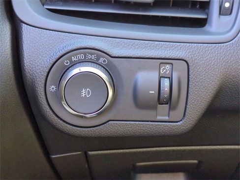 Used 2019 Buick Envision Essence image 21