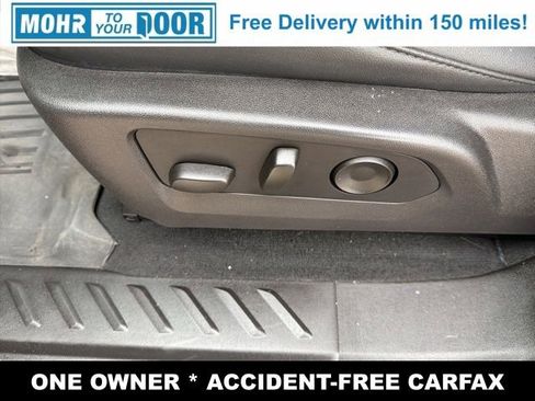 Used 2025 Chevrolet Colorado Trail Boss image 15