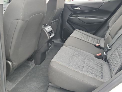 Used 2024 Chevrolet Equinox LT FWD image 26