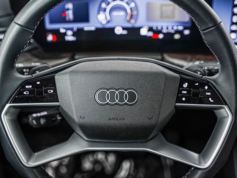 Certified 2026 Audi Q5 Premium AWD/4WD image 12