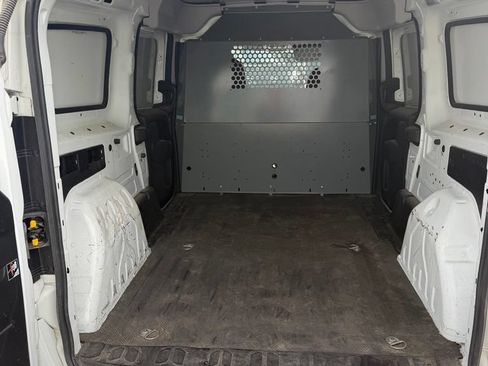 Used 2022 RAM ProMaster City Tradesman FWD image 9