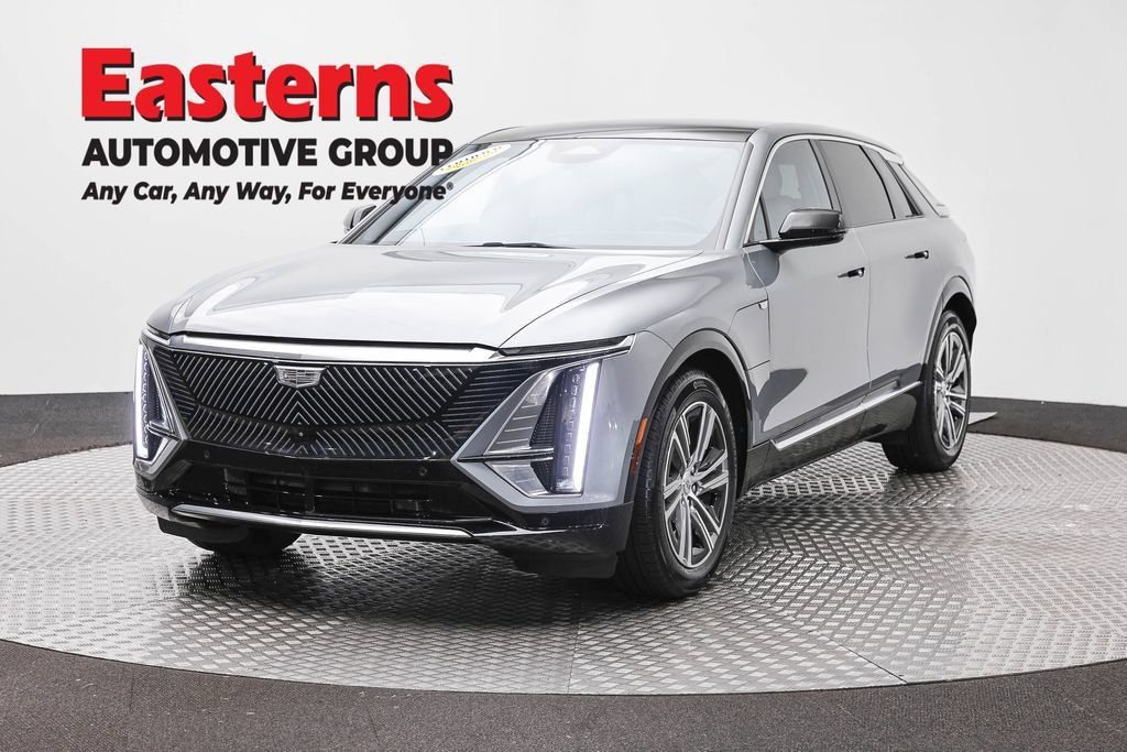 Used 2024 Cadillac Lyriq Luxury RWD image 1