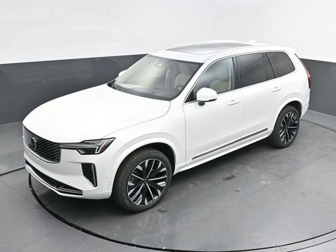 New 2026 Volvo XC90 B6 Ultra w/ Protection Package AWD/4WD image 23