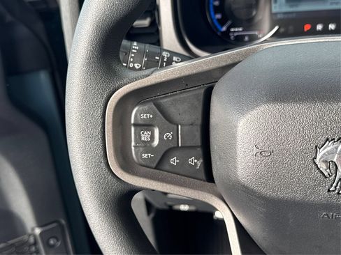 Used 2023 Ford Bronco 4-Door AWD/4WD image 32