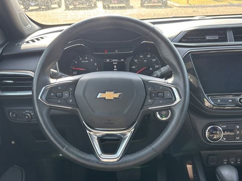 Used 2023 Chevrolet TrailBlazer ACTIV w/ Convenience Package image 15
