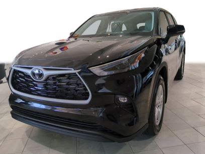 New 2025 Toyota Highlander LE