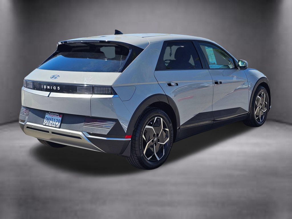 Certified 2024 Hyundai Ioniq 5 SE RWD image 7