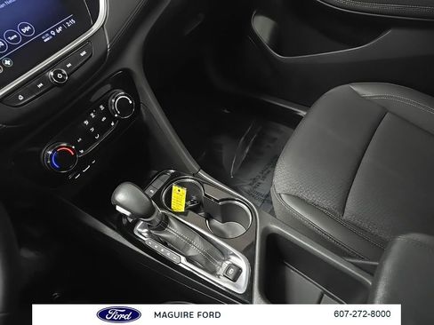 Used 2023 Buick Encore GX Preferred w/ Cold Weather Comfort Package AWD/4WD image 29