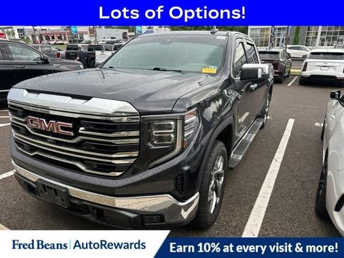 Used 2023 GMC Sierra 1500 SLT w/ SLT Premium Plus Package AWD/4WD image 3