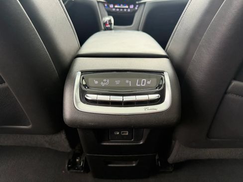 Used 2020 Cadillac XT6 Sport w/ Platinum Package AWD/4WD image 15