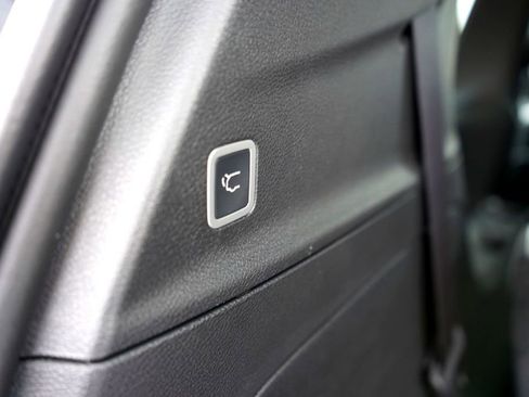 New 2026 Chrysler Pacifica Select image 27