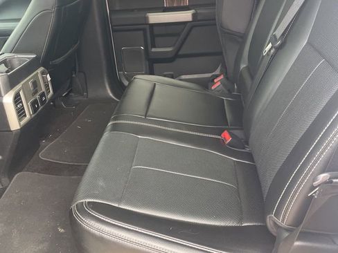 Used 2018 Ford F150 Lariat w/ Equipment Group 502A Luxury image 13