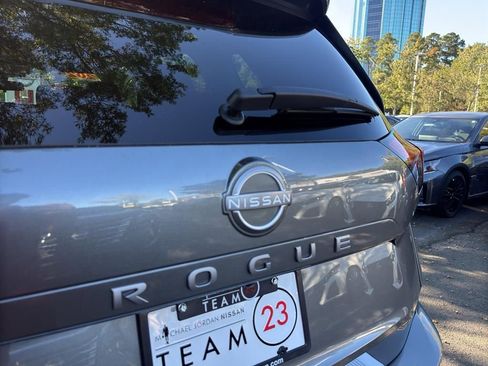 New 2026 Nissan Rogue SV image 14